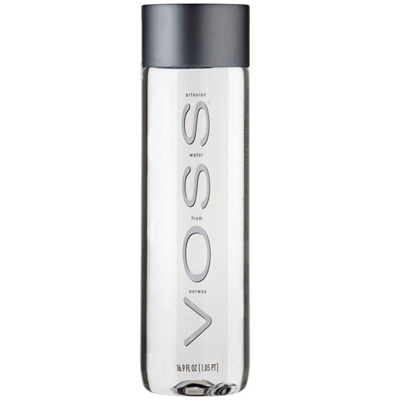 Agua-Mineral-Voss-sem-Gas-Pet-850ml-165942.jpg