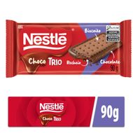 Chocolate ao Leite Recheio Chocolate com Biscoito de Chocolate Nestlé Choco Trio Pacote 90g